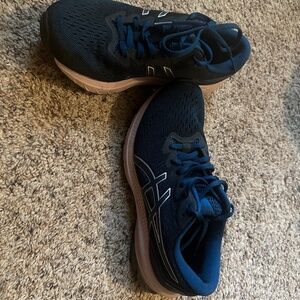 Asics Running Shoes size 7